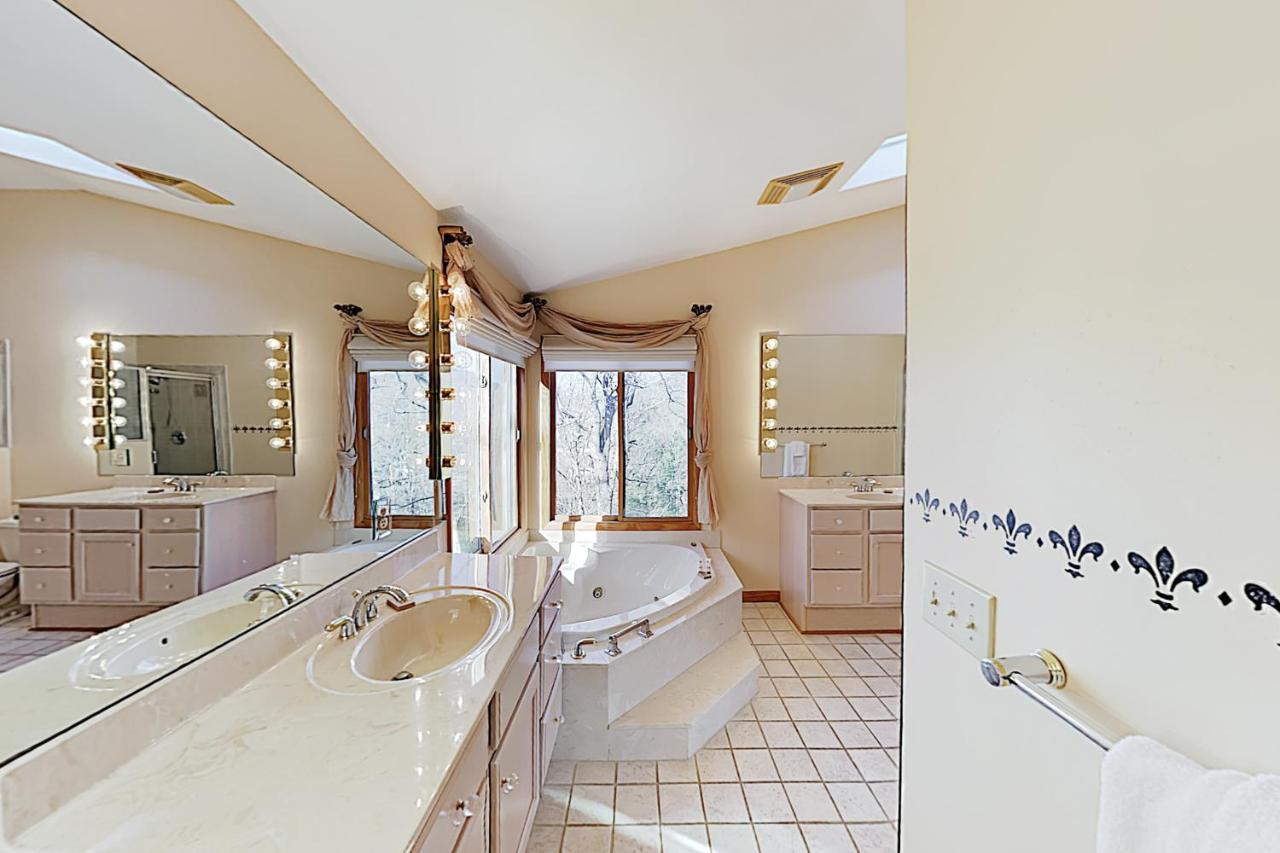 Narnia On Earth Villa Lake Lure Exterior photo